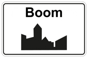 Stadsnaambord met silhouet van gebouwen